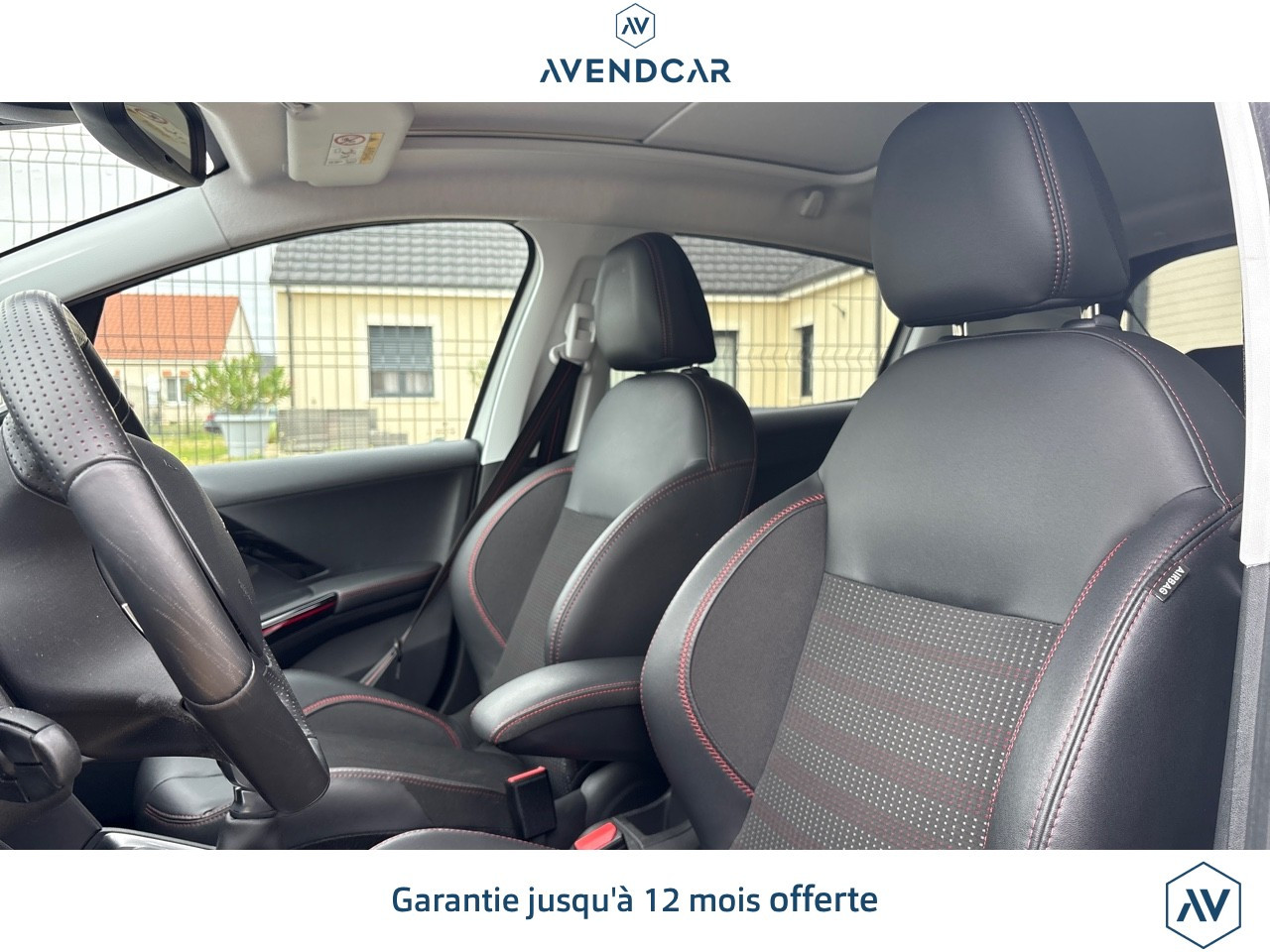 
                                                Voiture
                                                 PEUGEOT 208 GTLINE