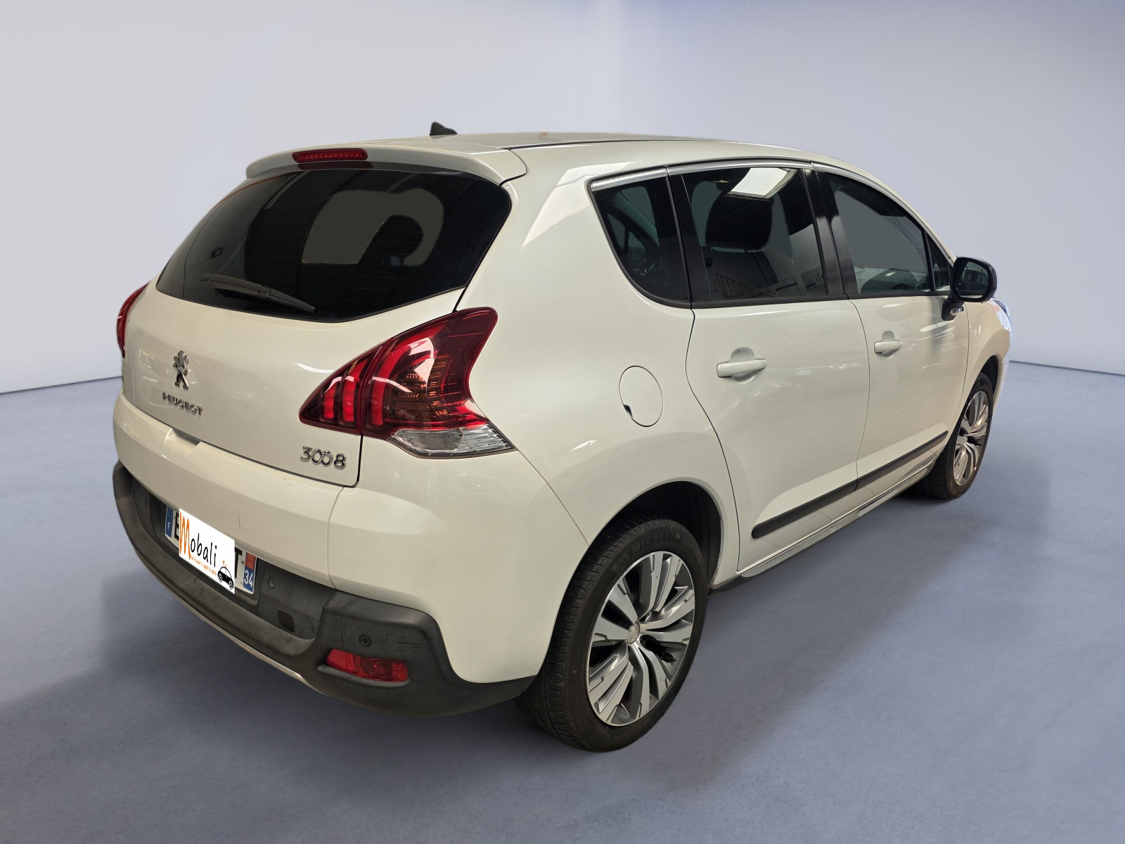 
                                                Voiture
                                                 PEUGEOT 3008 - 1.6 Blue-HDi 120 CV STYLE - 6 CV