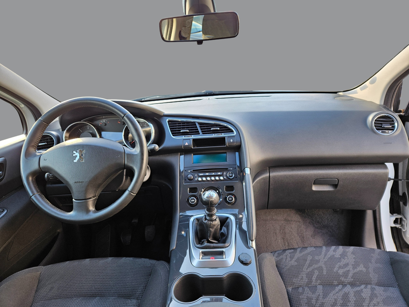 
                                                Voiture
                                                 Peugeot 3008 - 1.6 hdi 110 cv premium - 6 cv