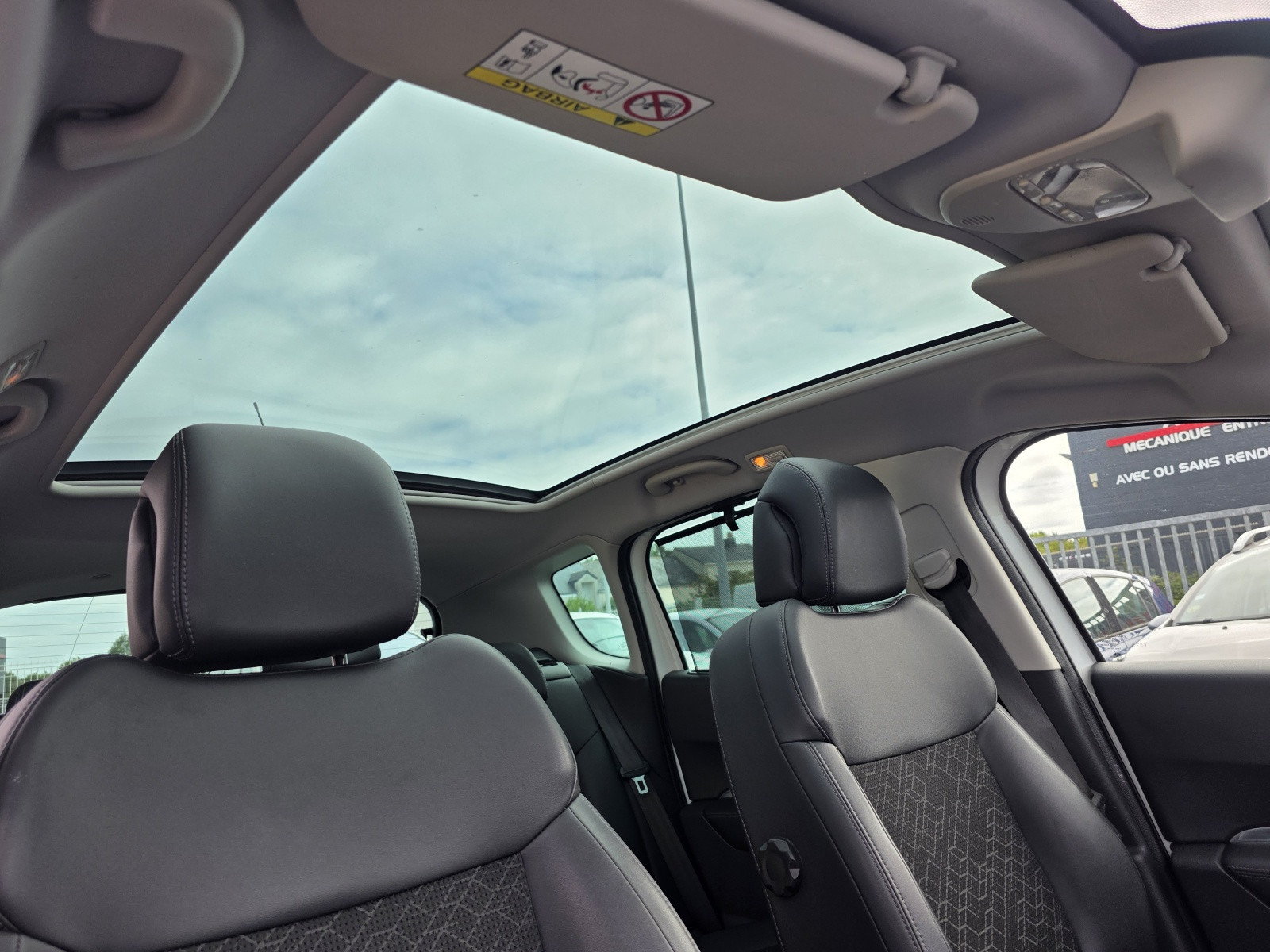 
                                                Voiture
                                                 PEUGEOT 3008 - 1.6 HDi 115 CV ALLURE - 6 CV