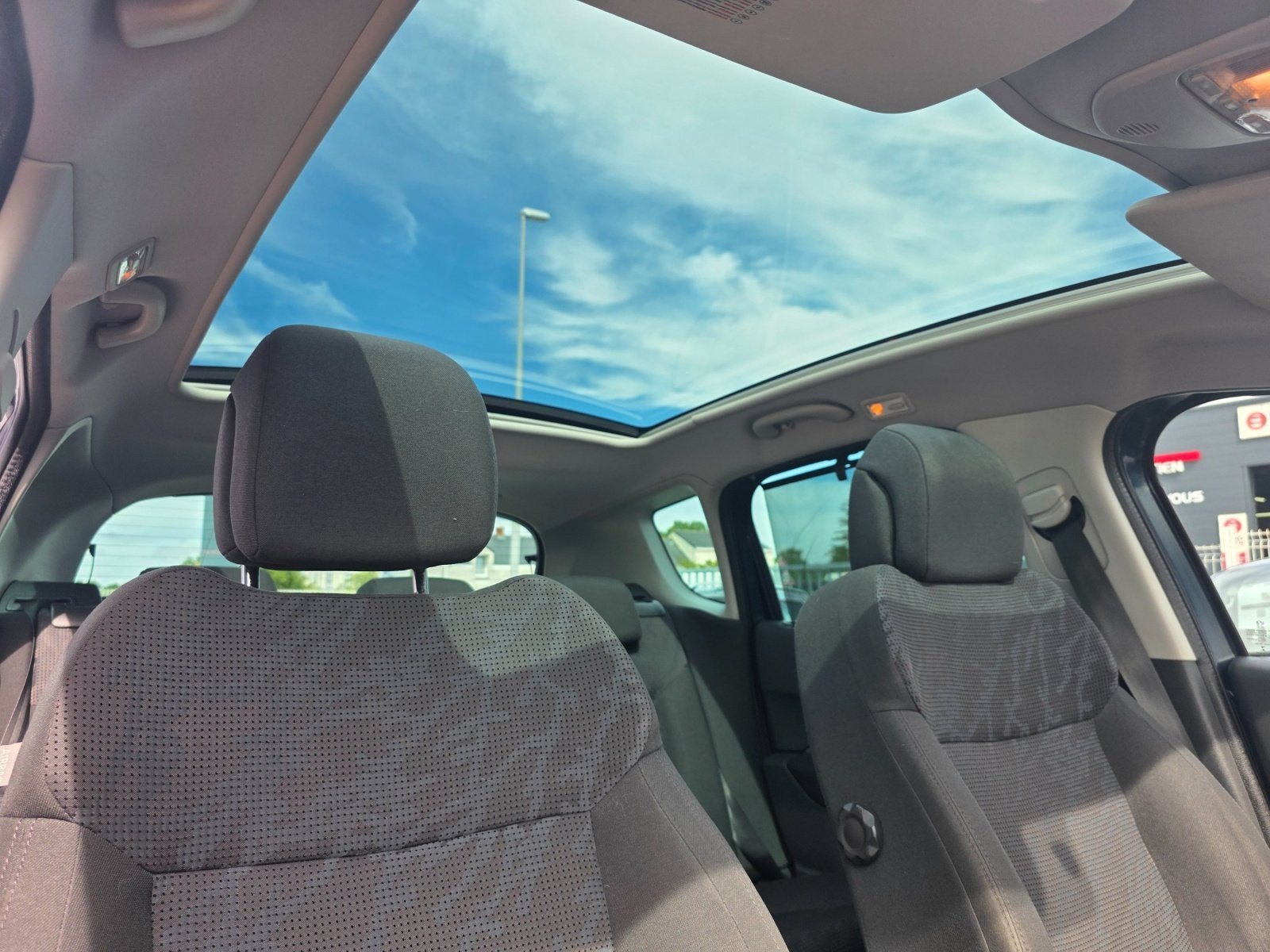 
                                                Voiture
                                                 PEUGEOT 3008 - 1.6 HDi 115 CV ALLURE - 6 CV