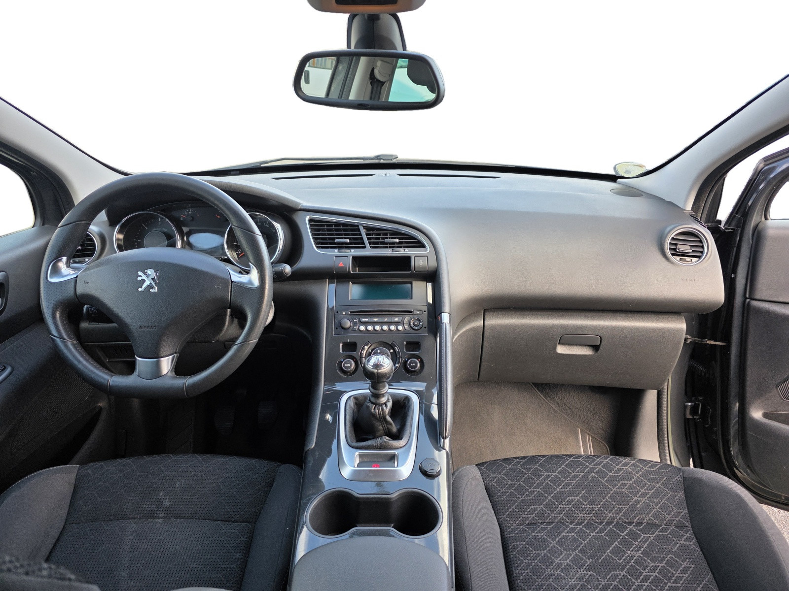 
                                                Voiture
                                                 PEUGEOT 3008 - 1.6 HDi 115 CV STYLE - 6 CV