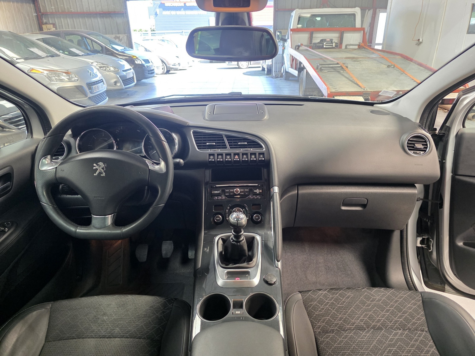 
                                                Voiture
                                                 Peugeot 3008