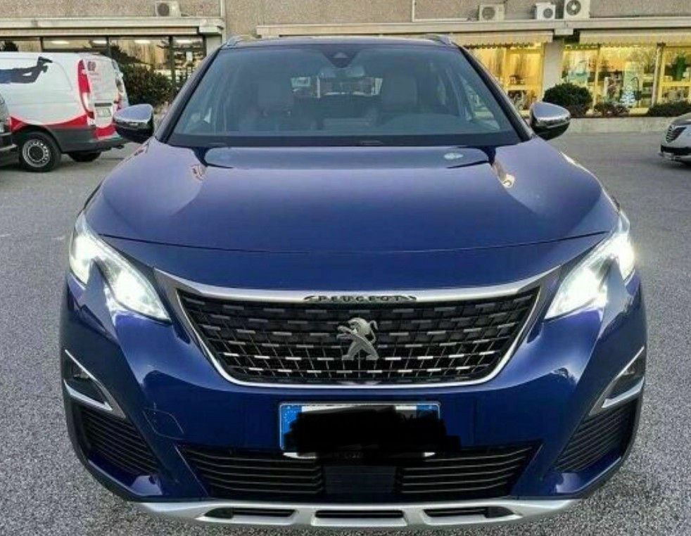 
                                                Voiture
                                                 Peugeot 3008 GT Line 2020