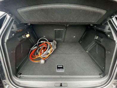 
                                                Voiture
                                                 Peugeot 3008 Hybride 225e