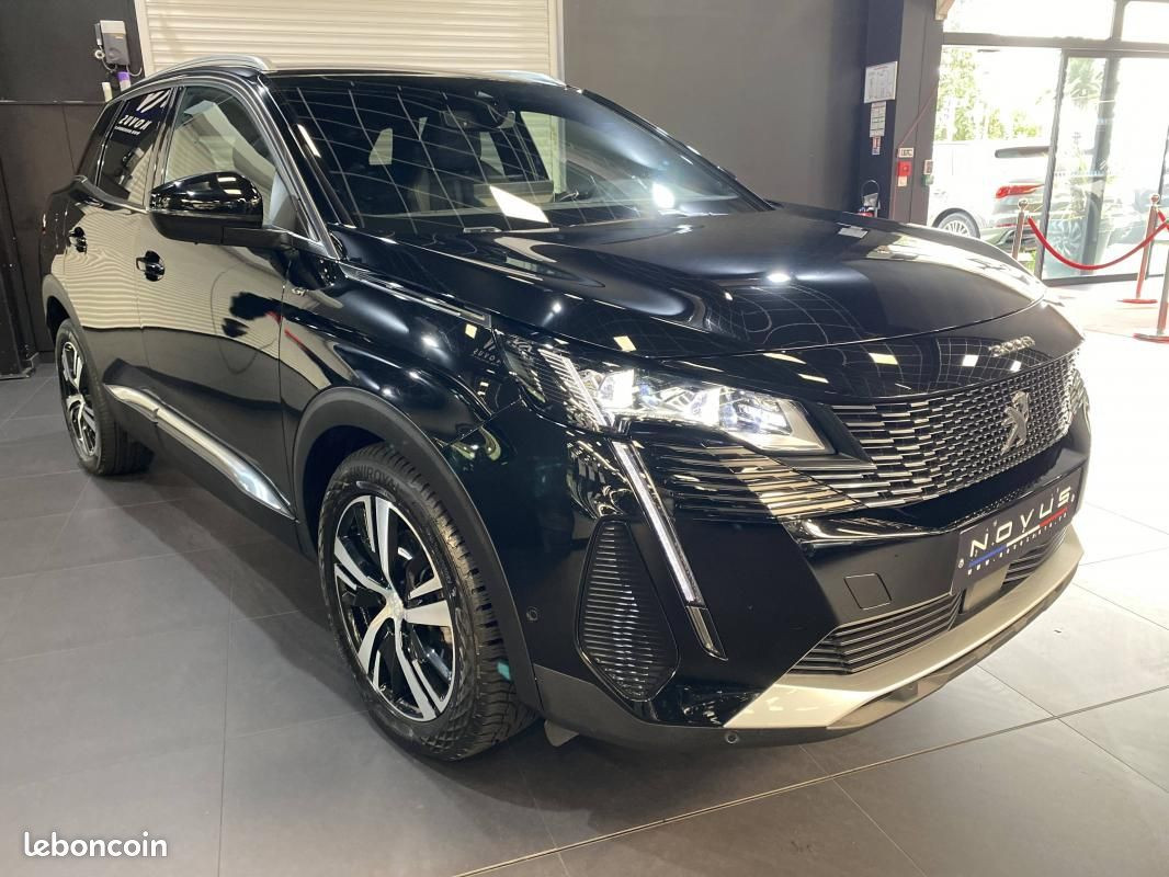 
                                                Voiture
                                                 Peugeot 3008 II GT