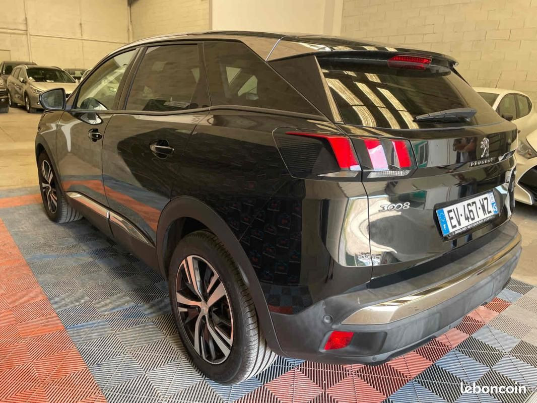 
                                                Voiture
                                                 Peugeot 3008 SUV 1.2 THP/ PureTech 130 1199cm3 131cv