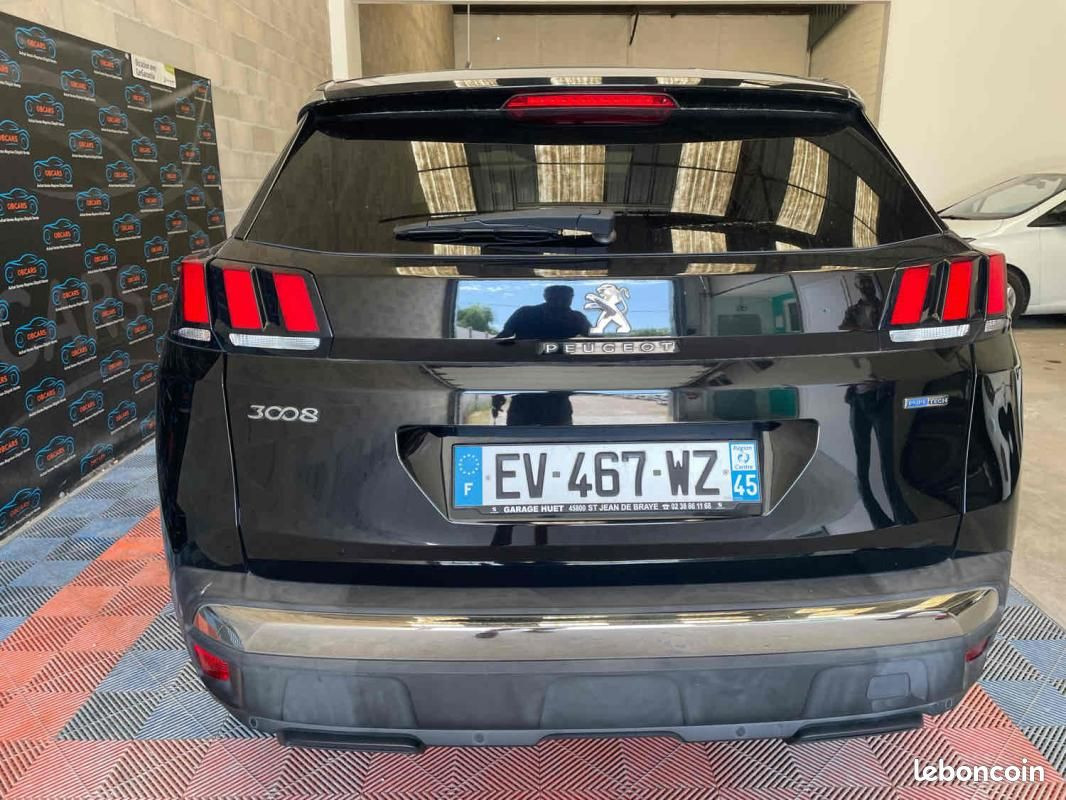 
                                                Voiture
                                                 Peugeot 3008 SUV 1.2 THP/ PureTech 130 1199cm3 131cv