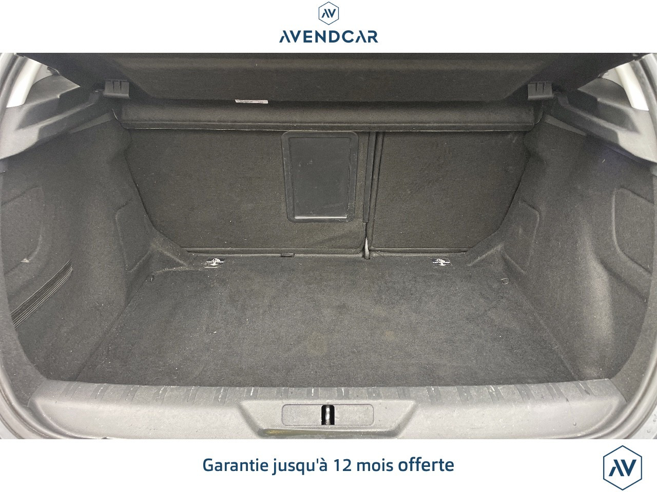 
                                                Voiture
                                                 Peugeot 308 1.5 BLUEHDI 130 ALLURE EAT8 BVA - Garantie 12 mois