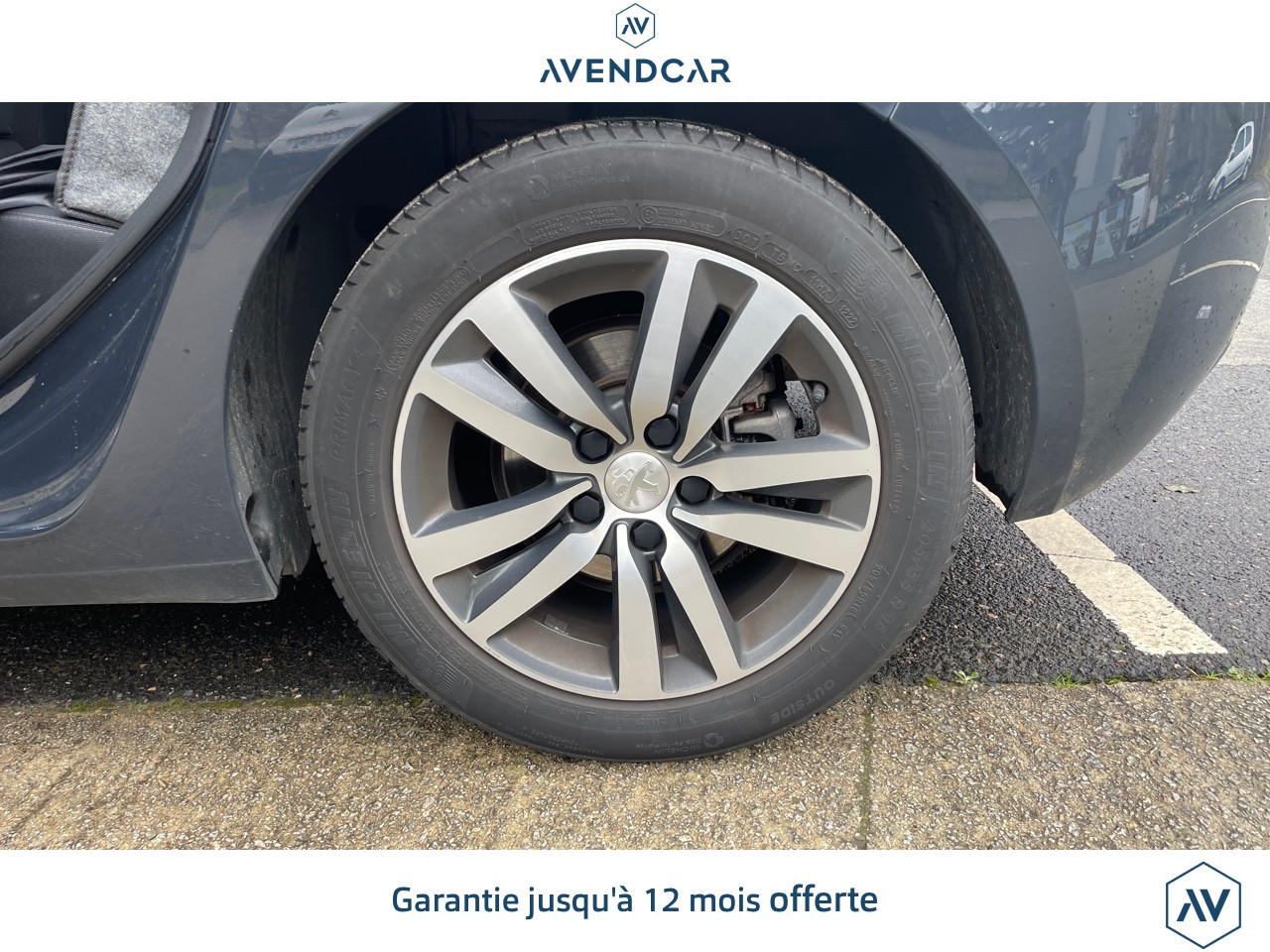 
                                                Voiture
                                                 Peugeot 308 1.5 BLUEHDI 130 ALLURE EAT8 BVA - Garantie 12 mois
