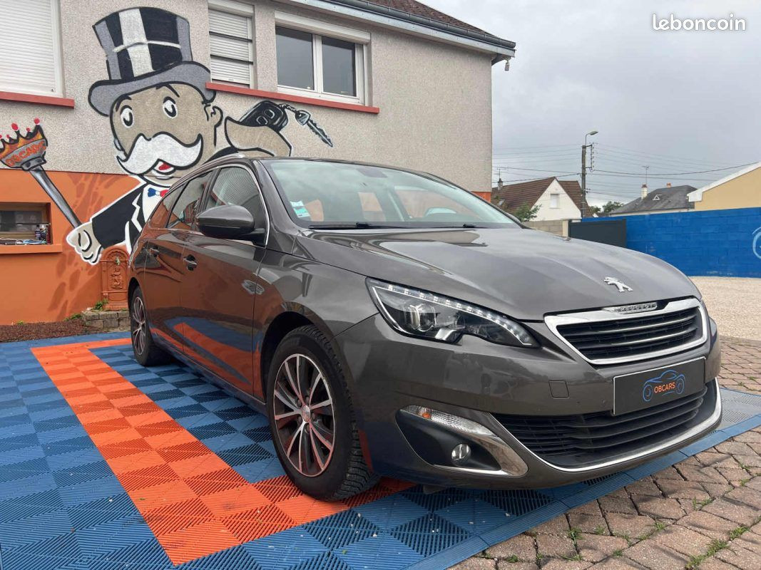 
                                                Voiture
                                                 Peugeot 308 1.6 BlueHDi 120 cv allure