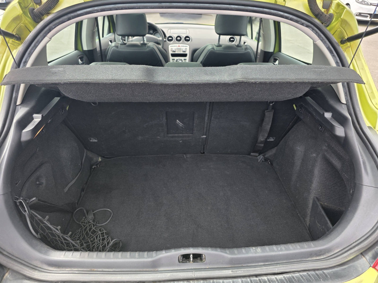 
                                                Voiture
                                                 PEUGEOT 308 - 2.0 Hdi 135 CV FELINE - 8 CV