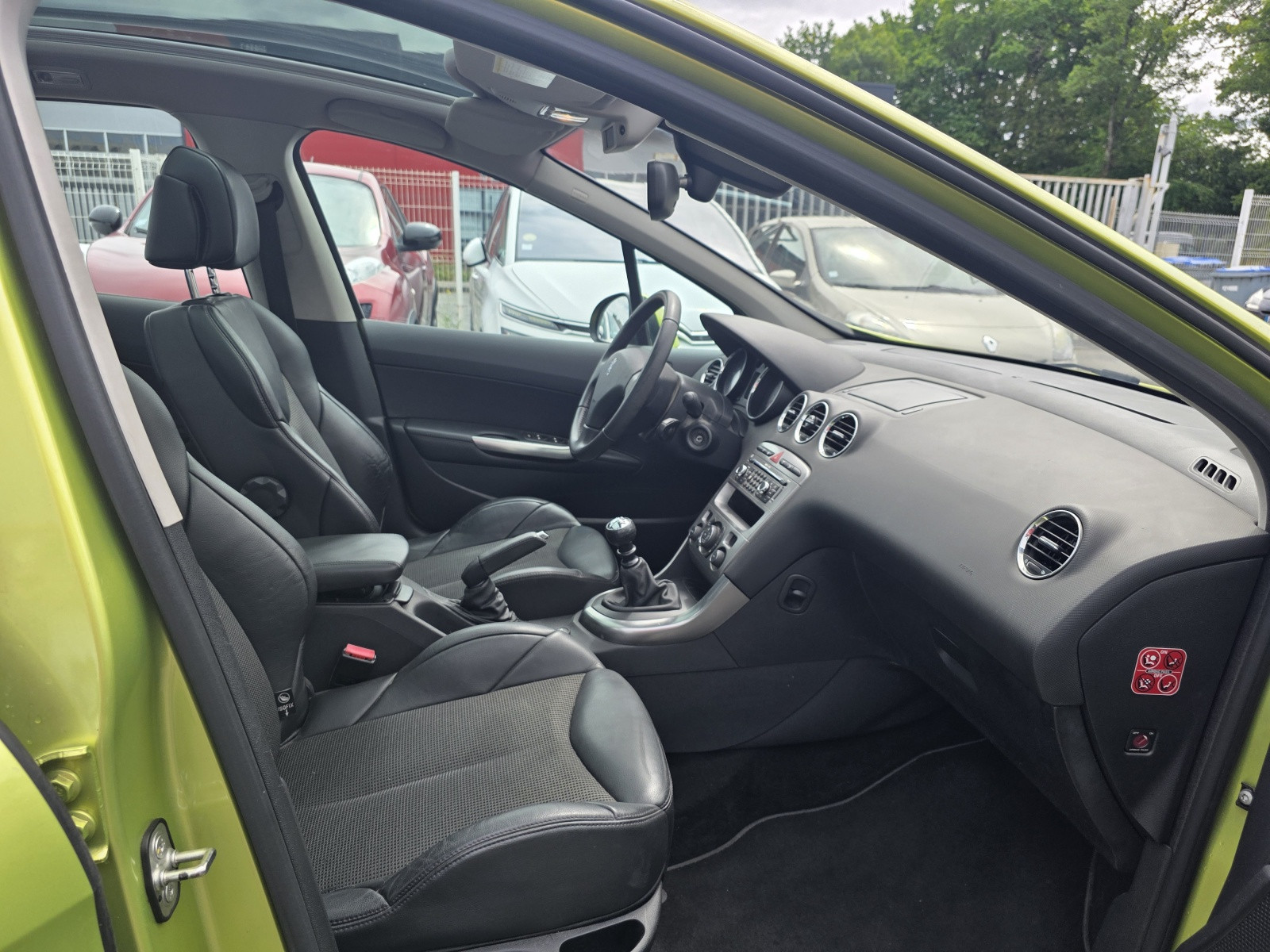 
                                                Voiture
                                                 PEUGEOT 308 - 2.0 Hdi 135 CV FELINE - 8 CV