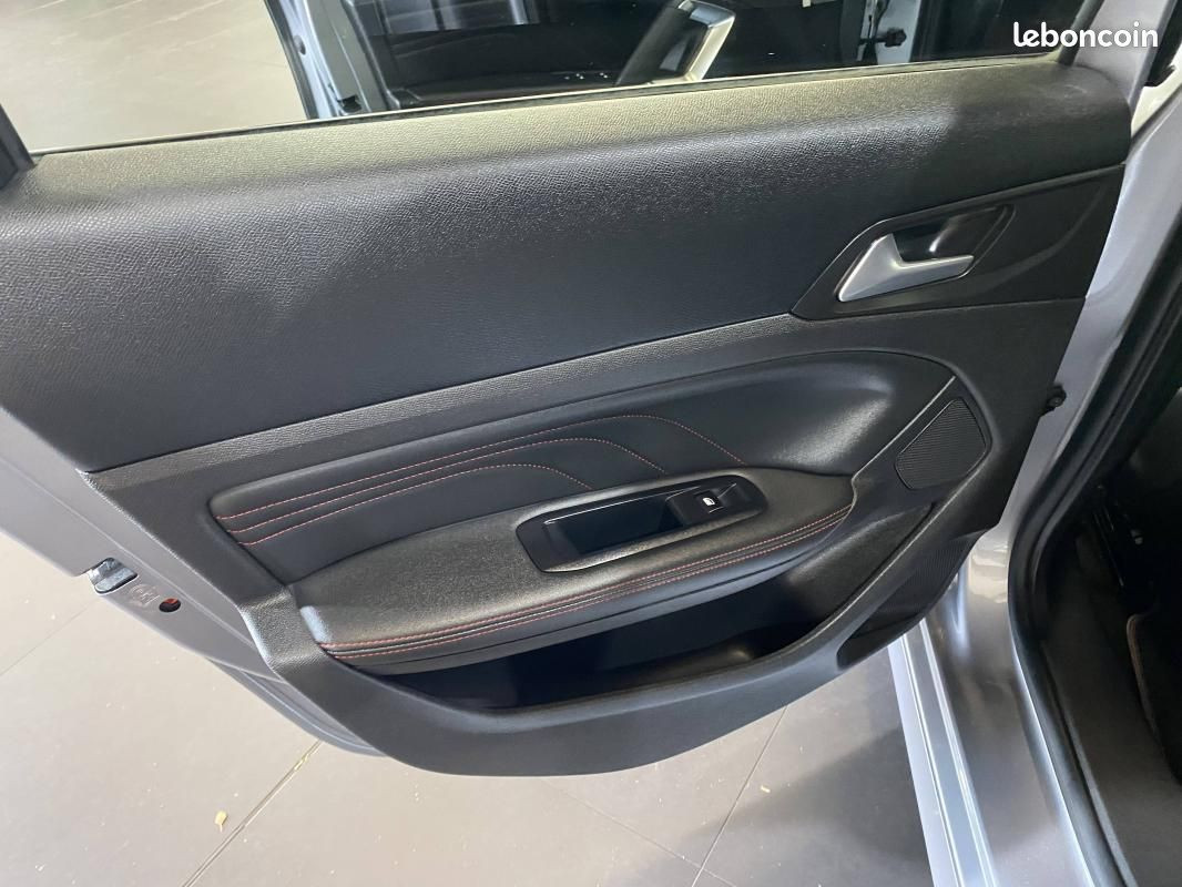 
                                                Voiture
                                                 Peugeot 308 SW GT Pack HDI 130