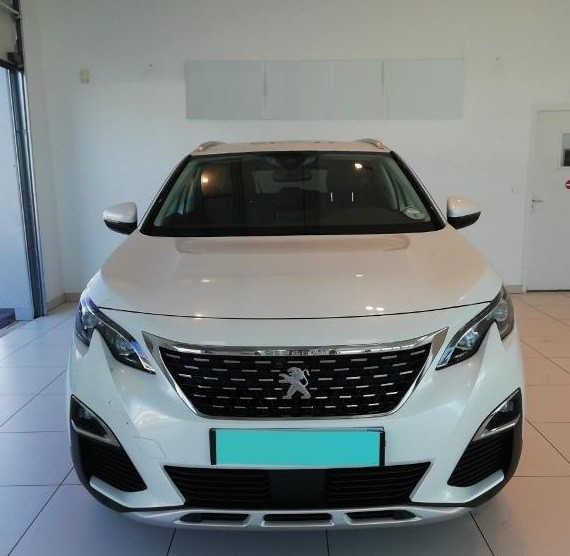 
                                                Voiture
                                                 Peugeot 5008 ll 150 ch bluehdi