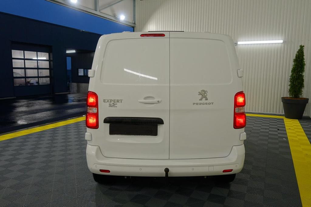 
                                                Utilitaire
                                                 Peugeot Expert Premium 2.0 Bluehdi 180