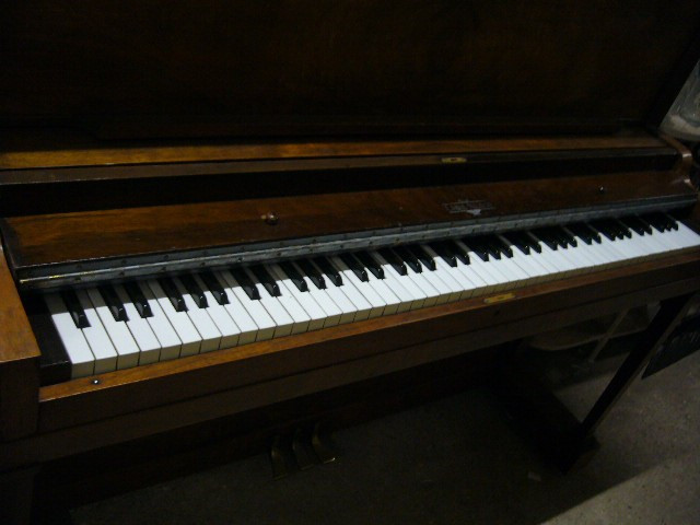 
                                                Instrument de musique
                                                 Piano, promotion