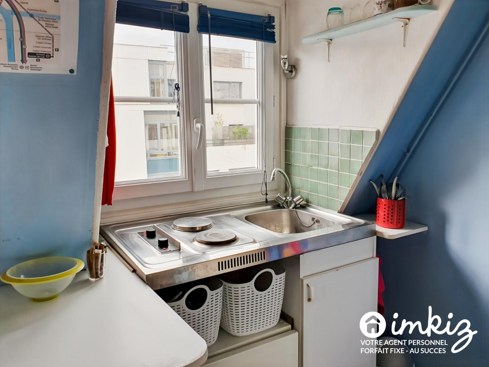
                                                Vente
                                                 Pied-à-terre parisien 1 pièce
