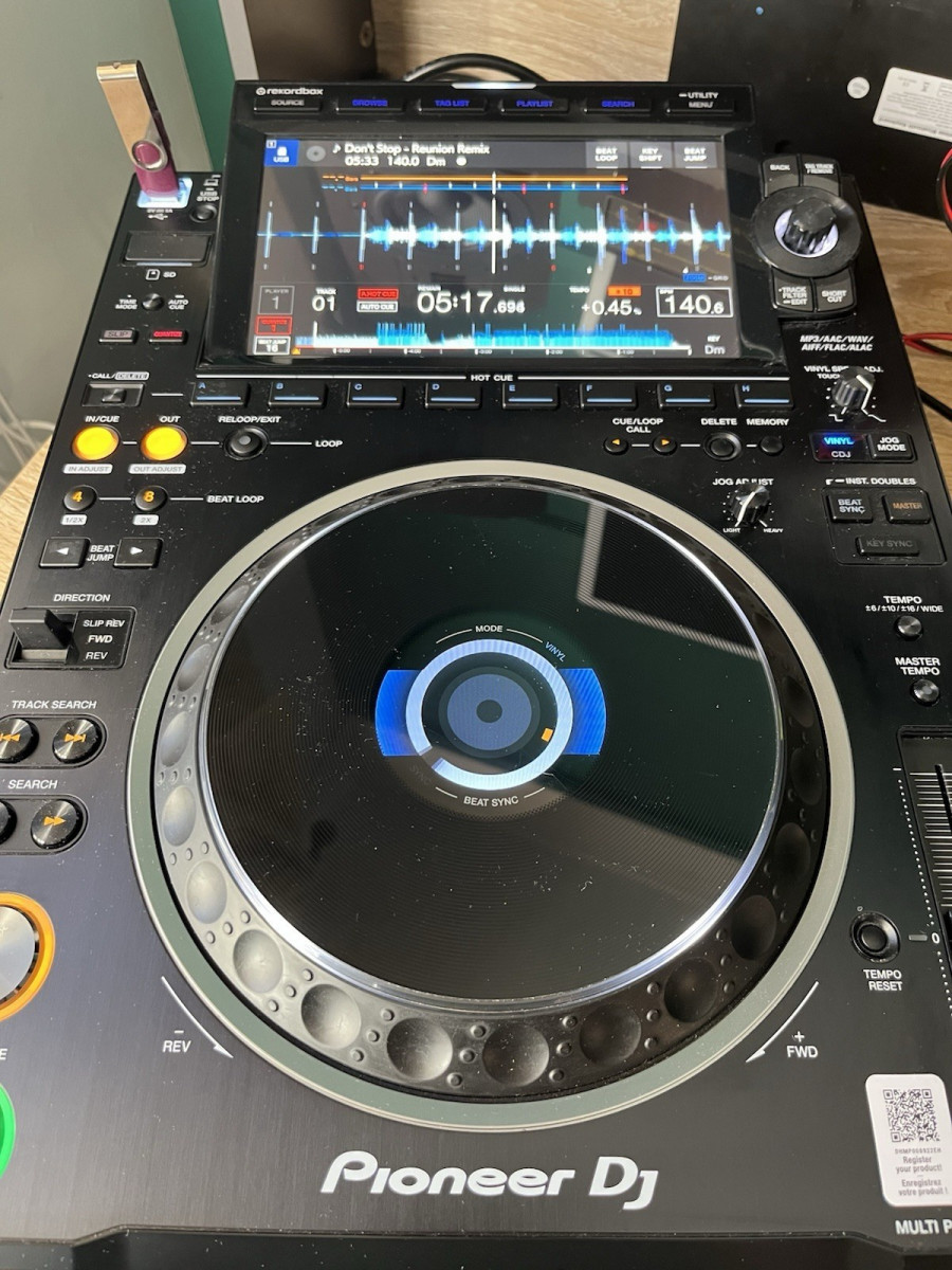 
                                                Instrument de musique
                                                 Pioneer DJ CDJ-3000 (paire) en boîte