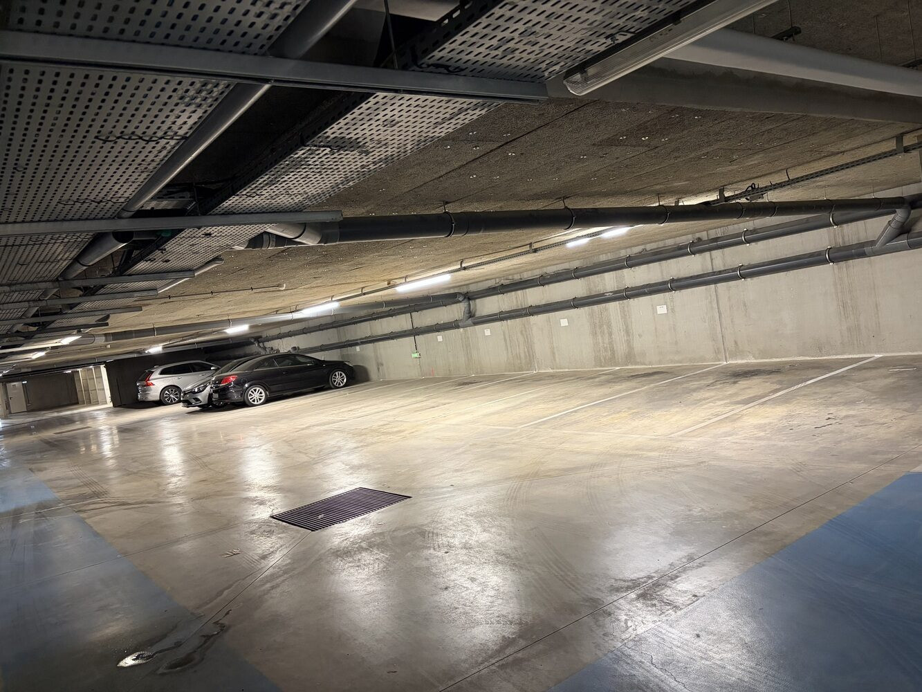 
                                                Location
                                                 Place de parking