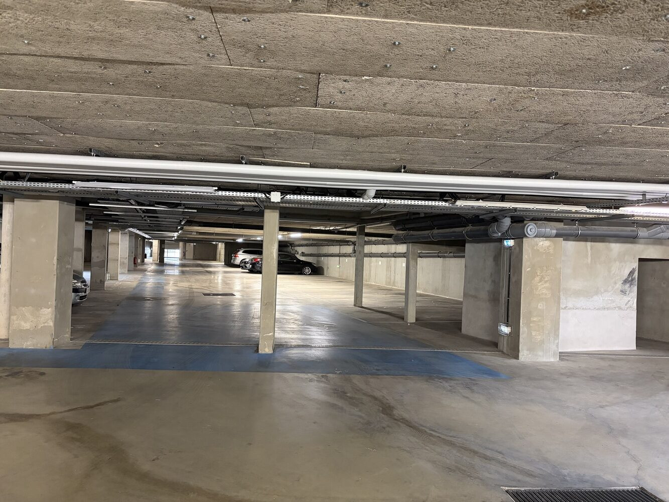 
                                                Location
                                                 Place de parking