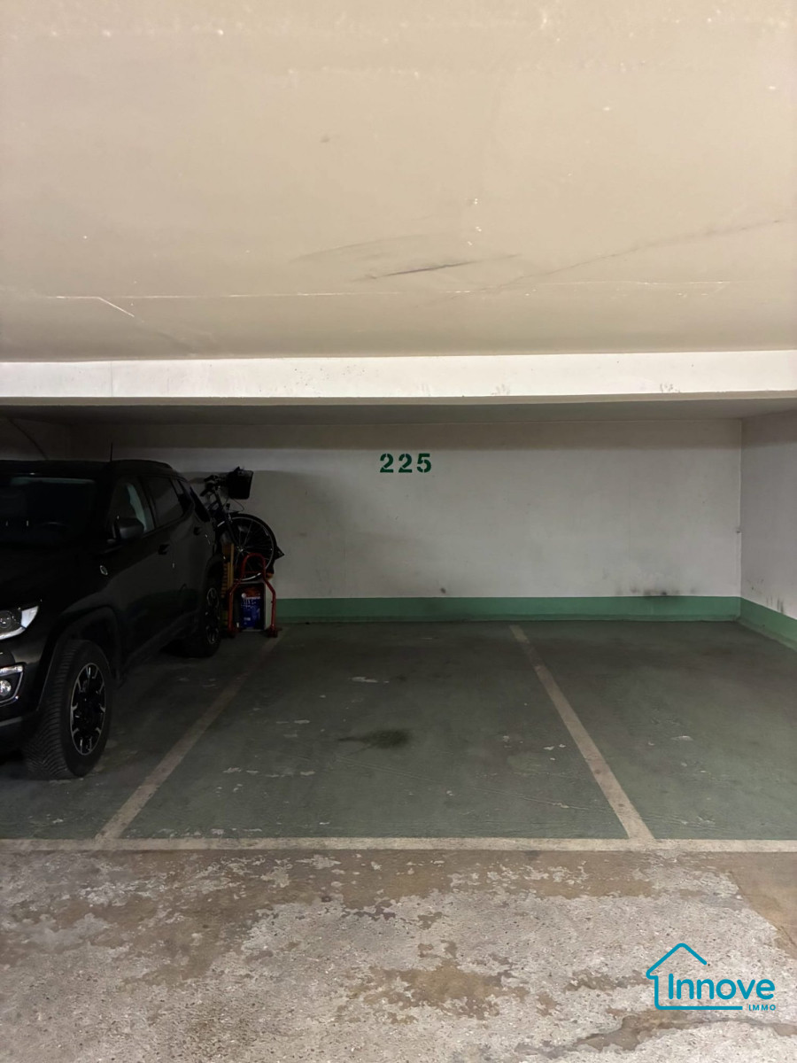 
                                                Location
                                                 Place de parking à louer – 231 rue Lecourbe – Paris 15ᵉ