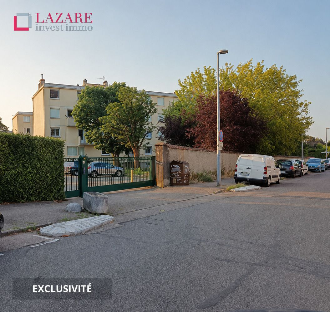 
                                                Location
                                                 Place de parking à louer