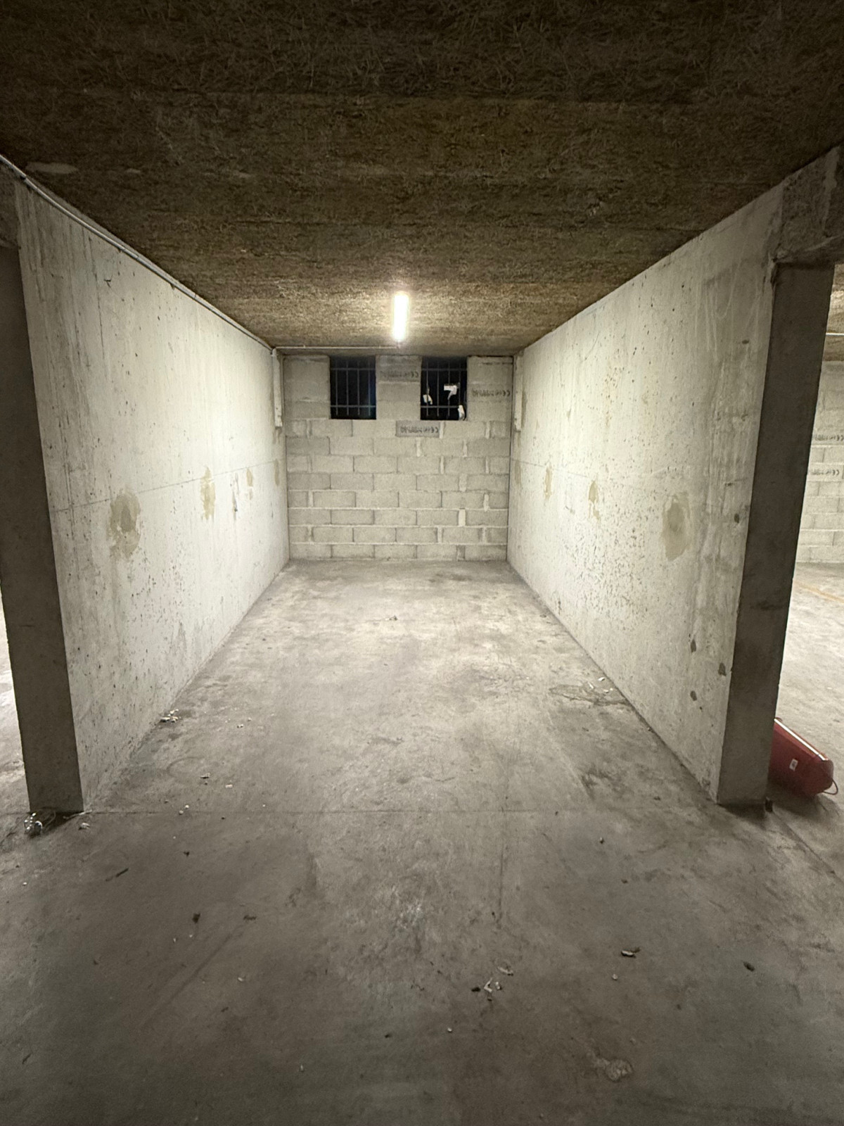 
                                                Vente
                                                 Place de Parking Villeurbanne