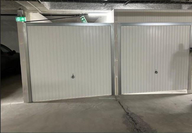 
                                                Location
                                                 BOX GARAGE ANTONY