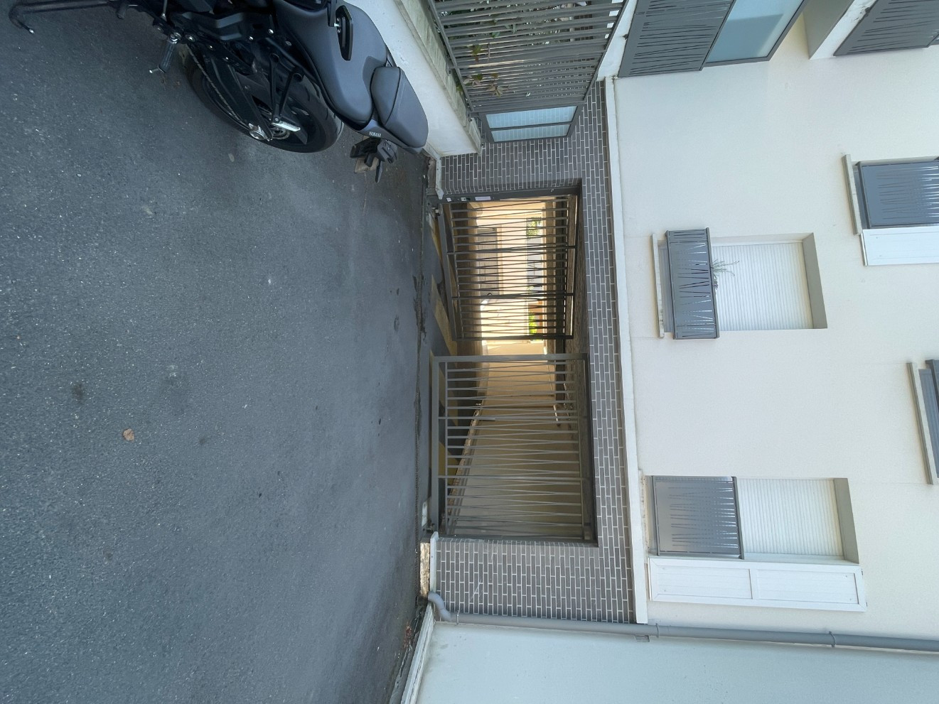 
                                                Vente
                                                 PLACES DE PARKING   - GRETZ ARMAINVILLIERS