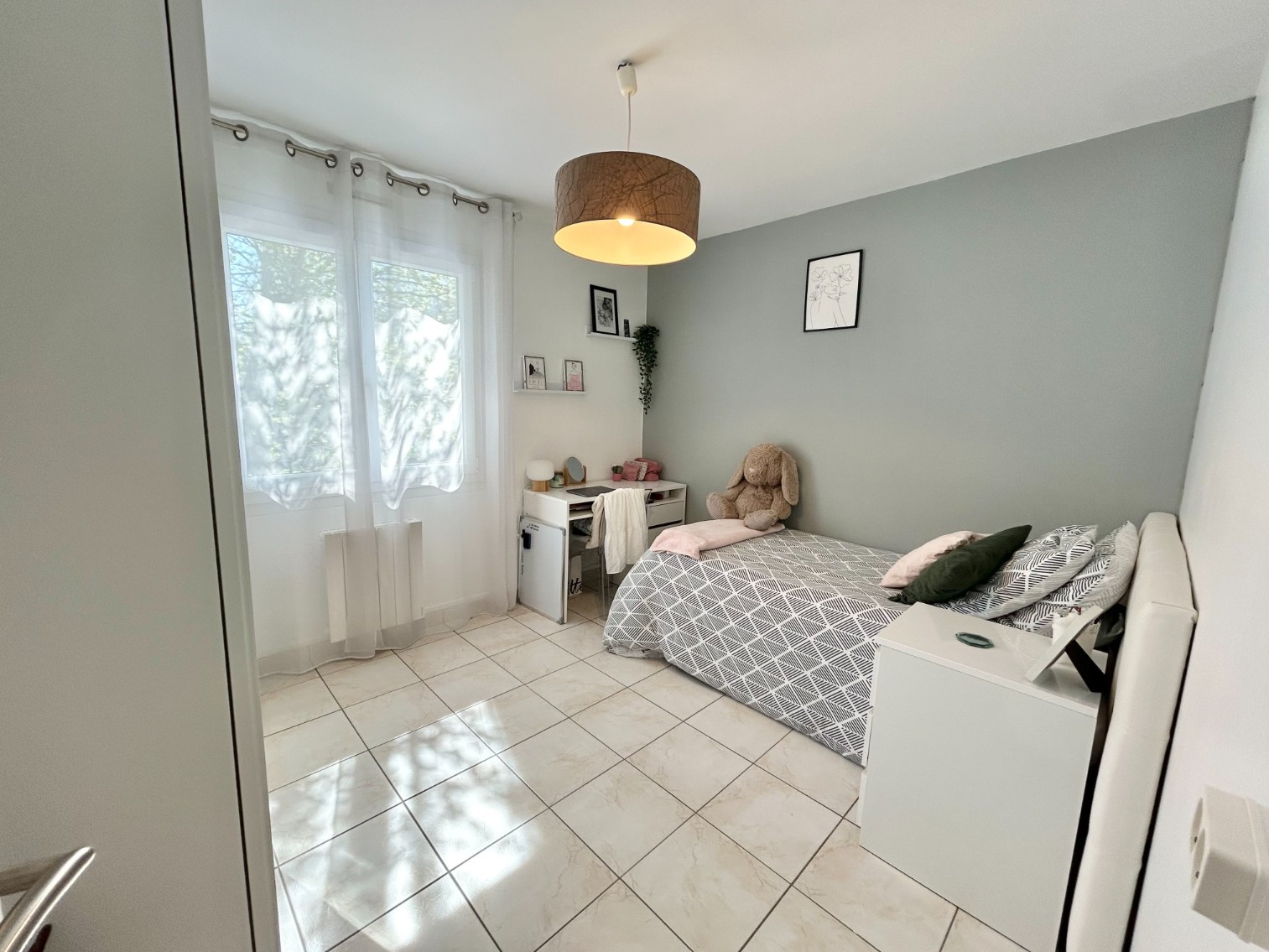 
                                                Vente
                                                 Plain Pied garage jardin 4 chambres