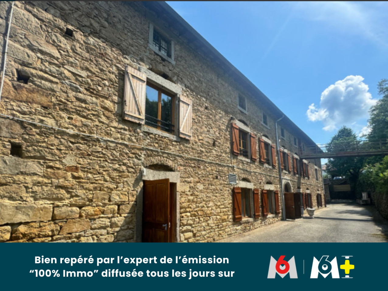 
                                                Vente
                                                 Plateau de 89 m² avec extérieur DOIZIEUX