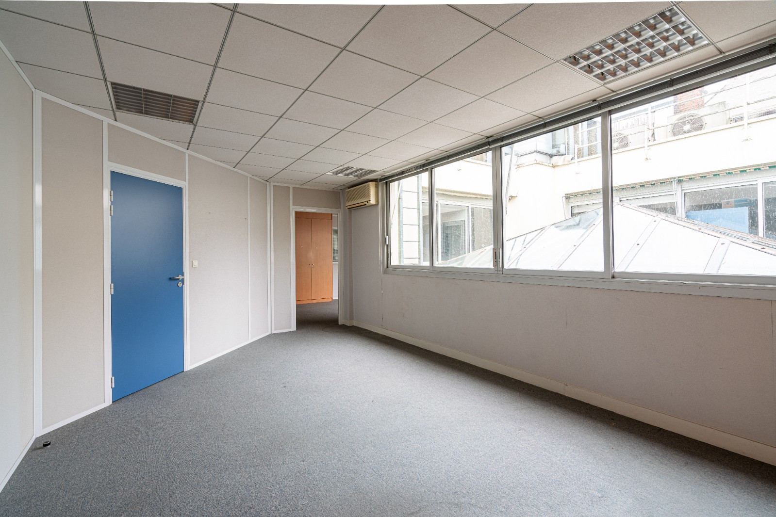 
                                                Vente
                                                 Plateau de bureaux de 400 m² à Orléans (45)