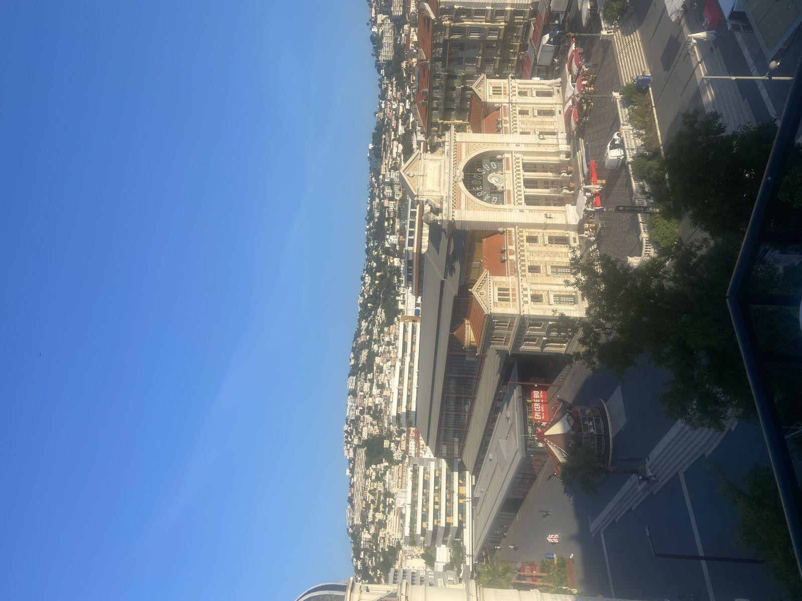 
                                                Colocation
                                                 Plein centre de Nice, appartement lumineux