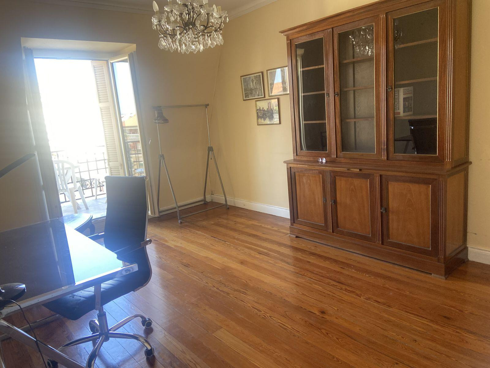 
                                                Colocation
                                                 Plein centre de Nice, appartement lumineux