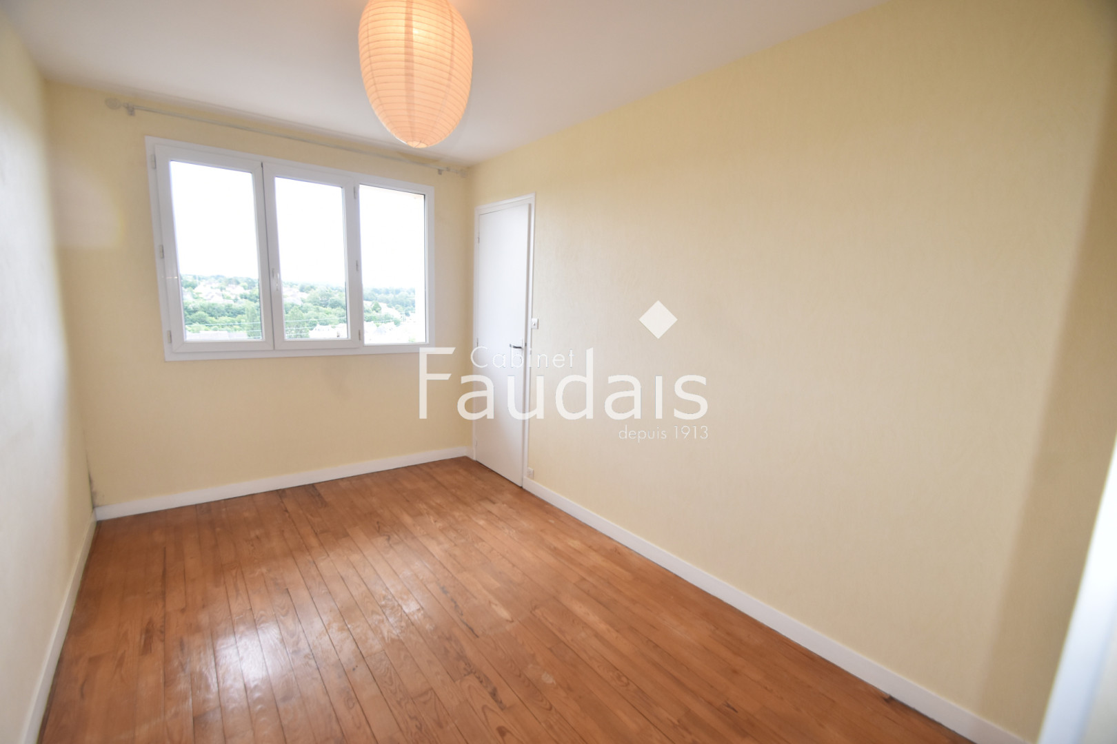 
                                                Location
                                                 PONT-HEBERT