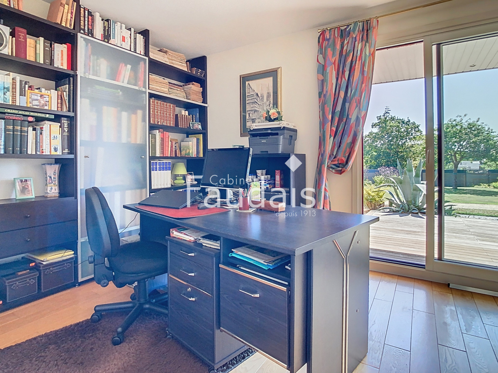 
                                                Vente
                                                 PONT-HEBERT, Maison rénovée de 145m2, 4 chambres