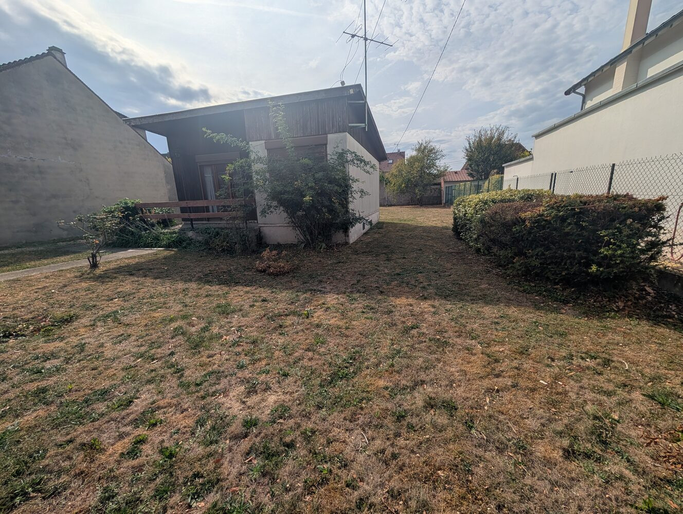 
                                                Vente
                                                 Pontault-Combault secteur Gare opportunité