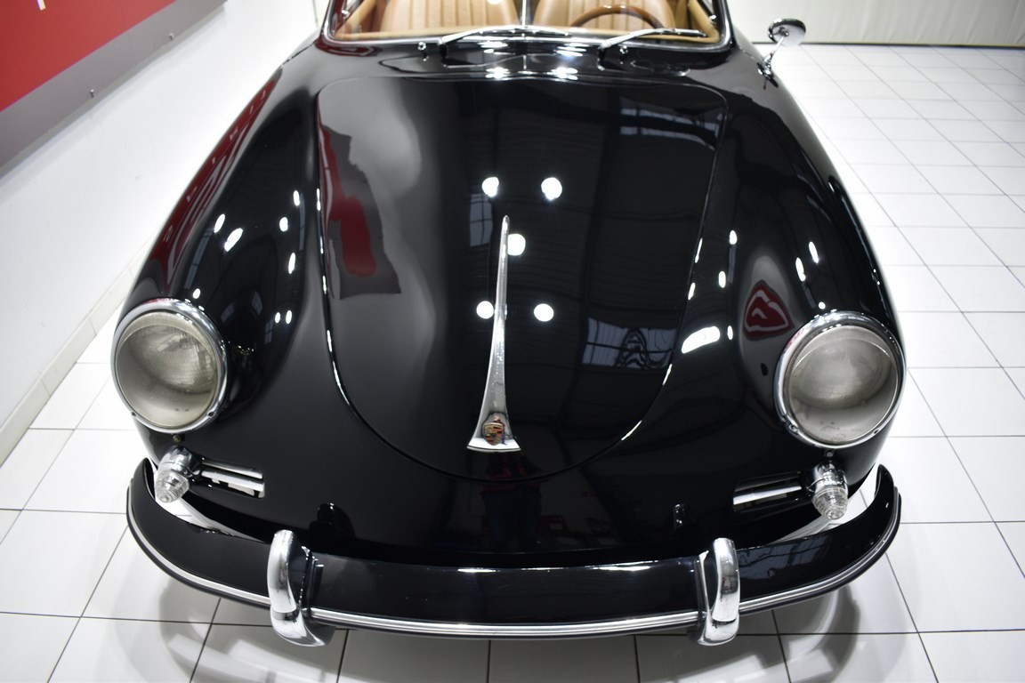 
                                                Voiture
                                                 PORSCHE 356 B T5 Cabriolet