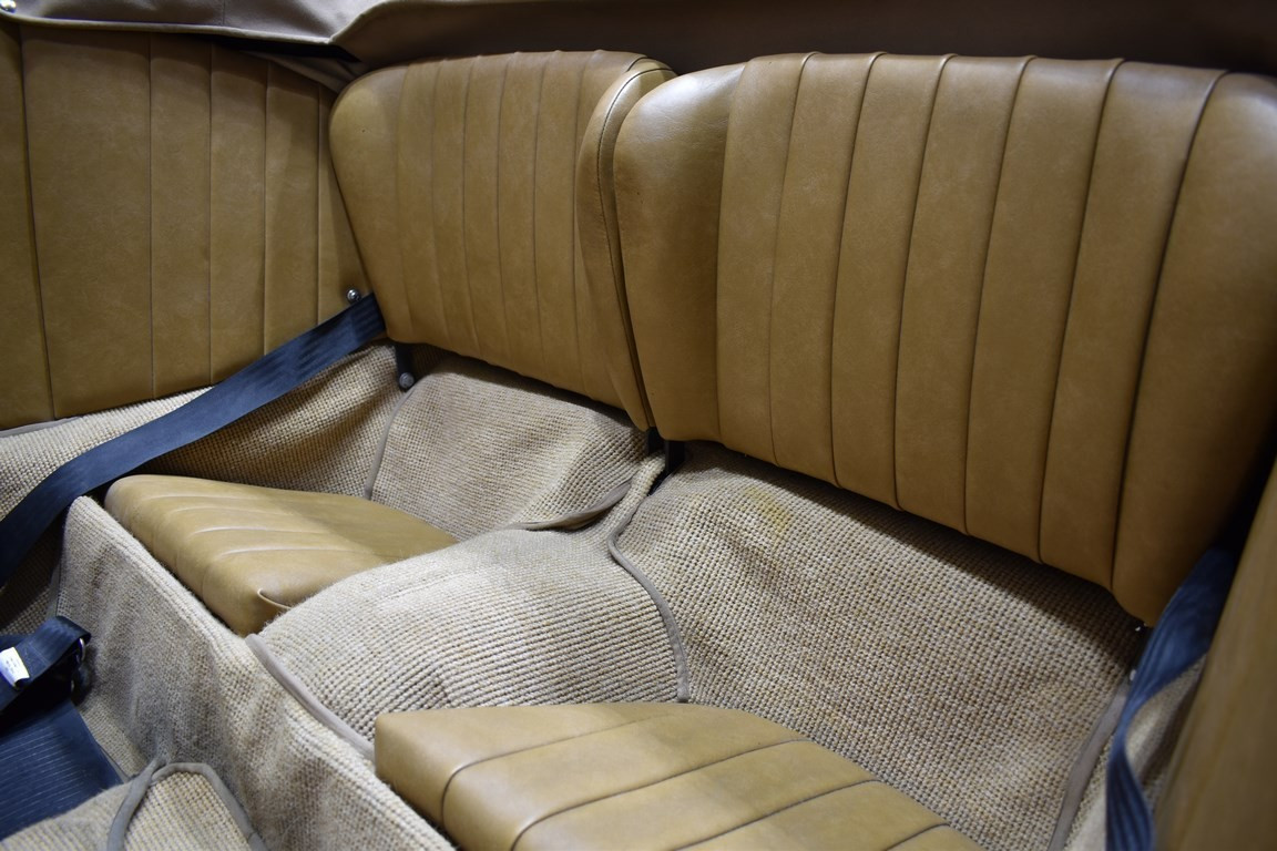 
                                                Voiture
                                                 PORSCHE 356 B T5 Cabriolet