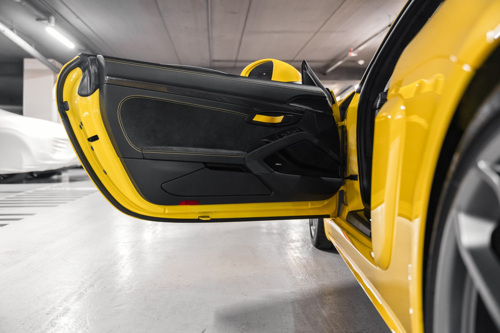 
                                                Voiture
                                                 Porsche 718 Cayman