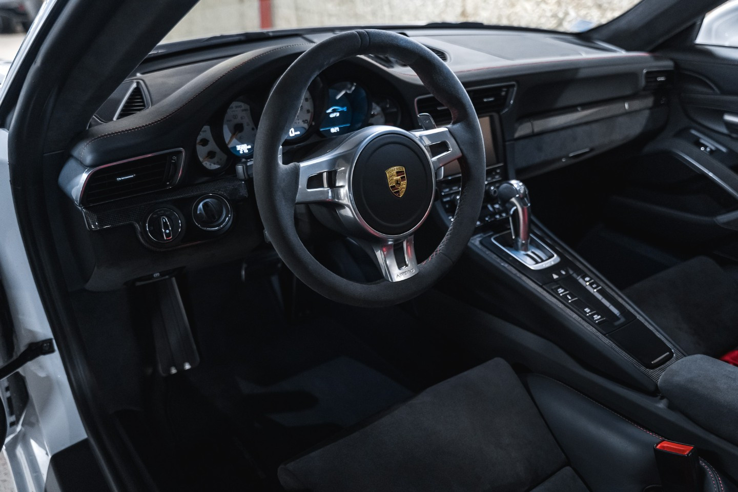 
                                                Voiture
                                                 Porsche 911 (991.1) 3.8 GT3