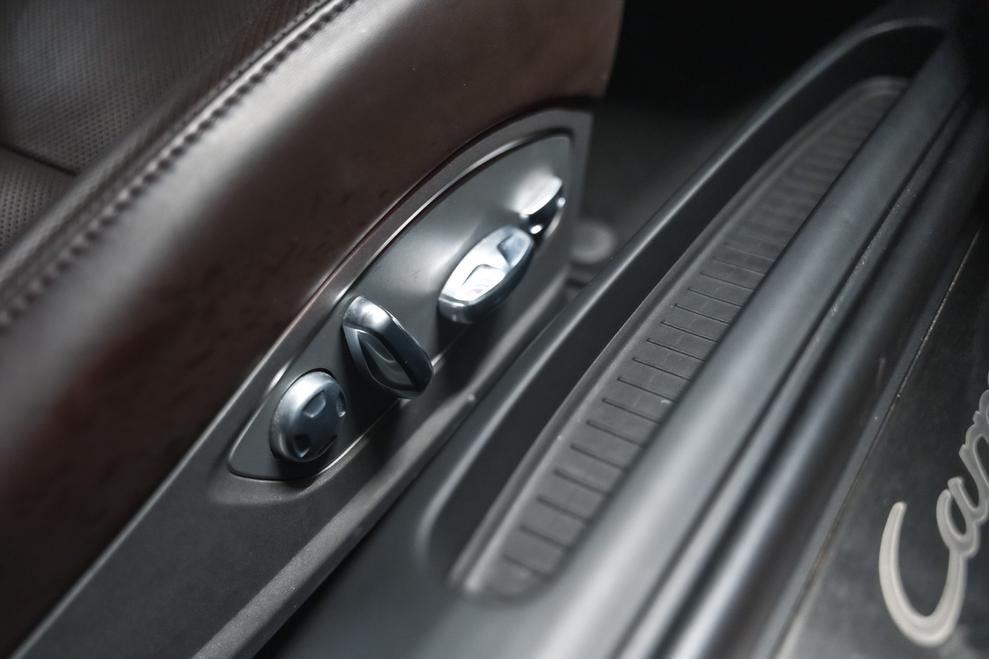 
                                                Voiture
                                                 Porsche 911 (991.1) Carrera 4S X51 Cabriolet