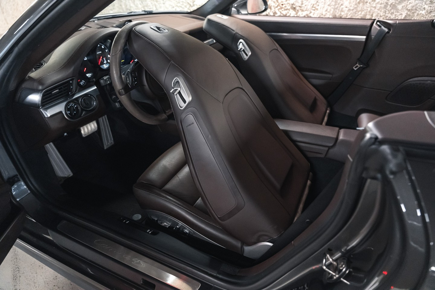 
                                                Voiture
                                                 Porsche 911 (991.1) Carrera 4S X51 Cabriolet