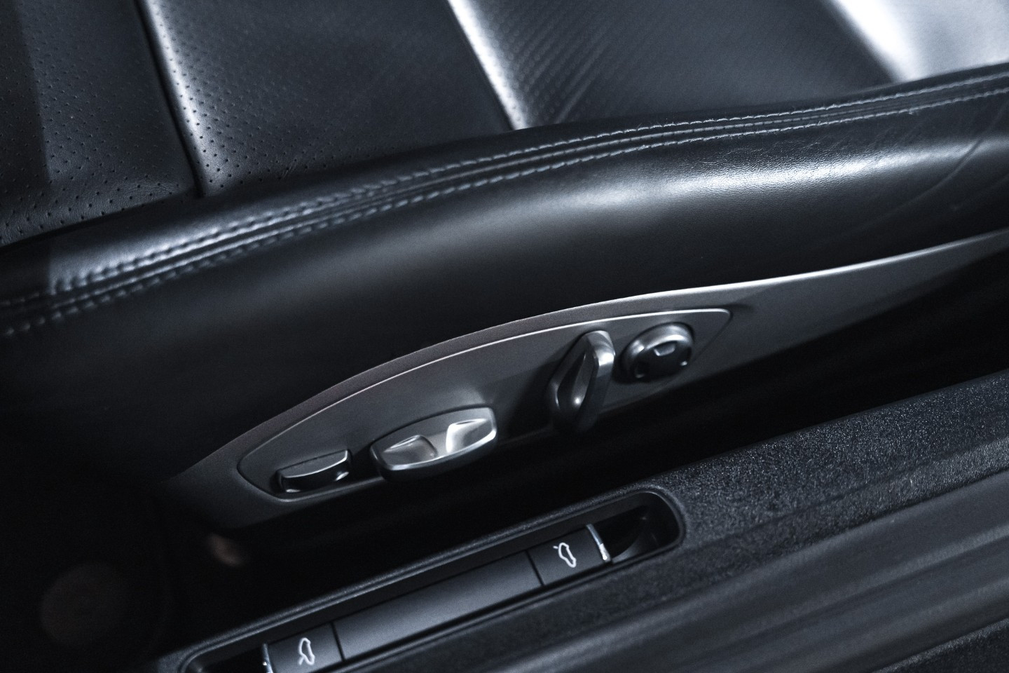 
                                                Voiture
                                                 Porsche 911 (991.2) Targa 4S PDK 3.0 420