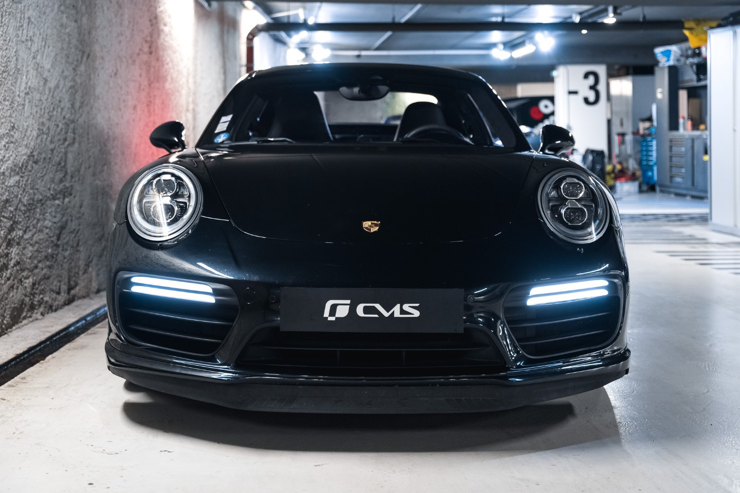 
                                                Voiture
                                                 Porsche 911 (991.2) Turbo S 3.8 580