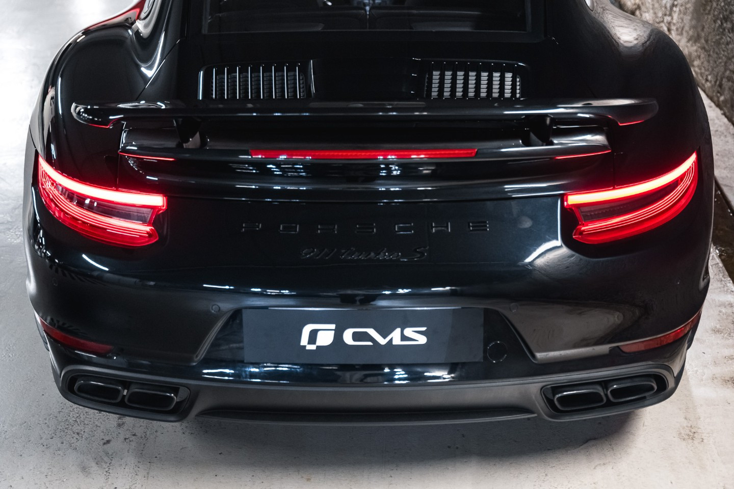 
                                                Voiture
                                                 Porsche 911 (991.2) Turbo S 3.8 580