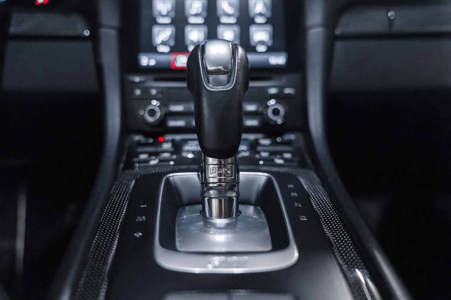
                                                Voiture
                                                 Porsche 911 (991.2) Turbo S 3.8 580