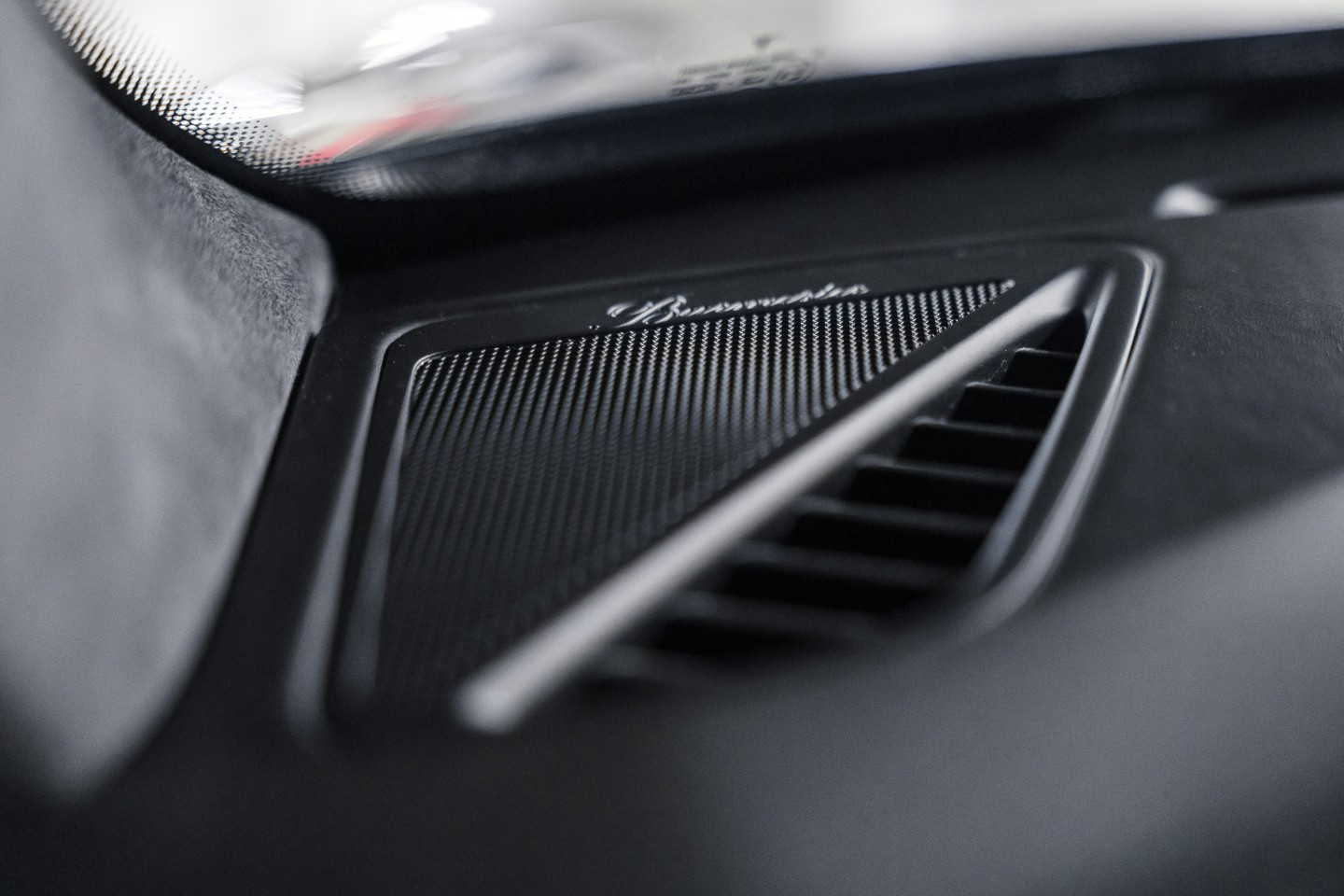 
                                                Voiture
                                                 Porsche 911 (991.2) Turbo S 3.8 580