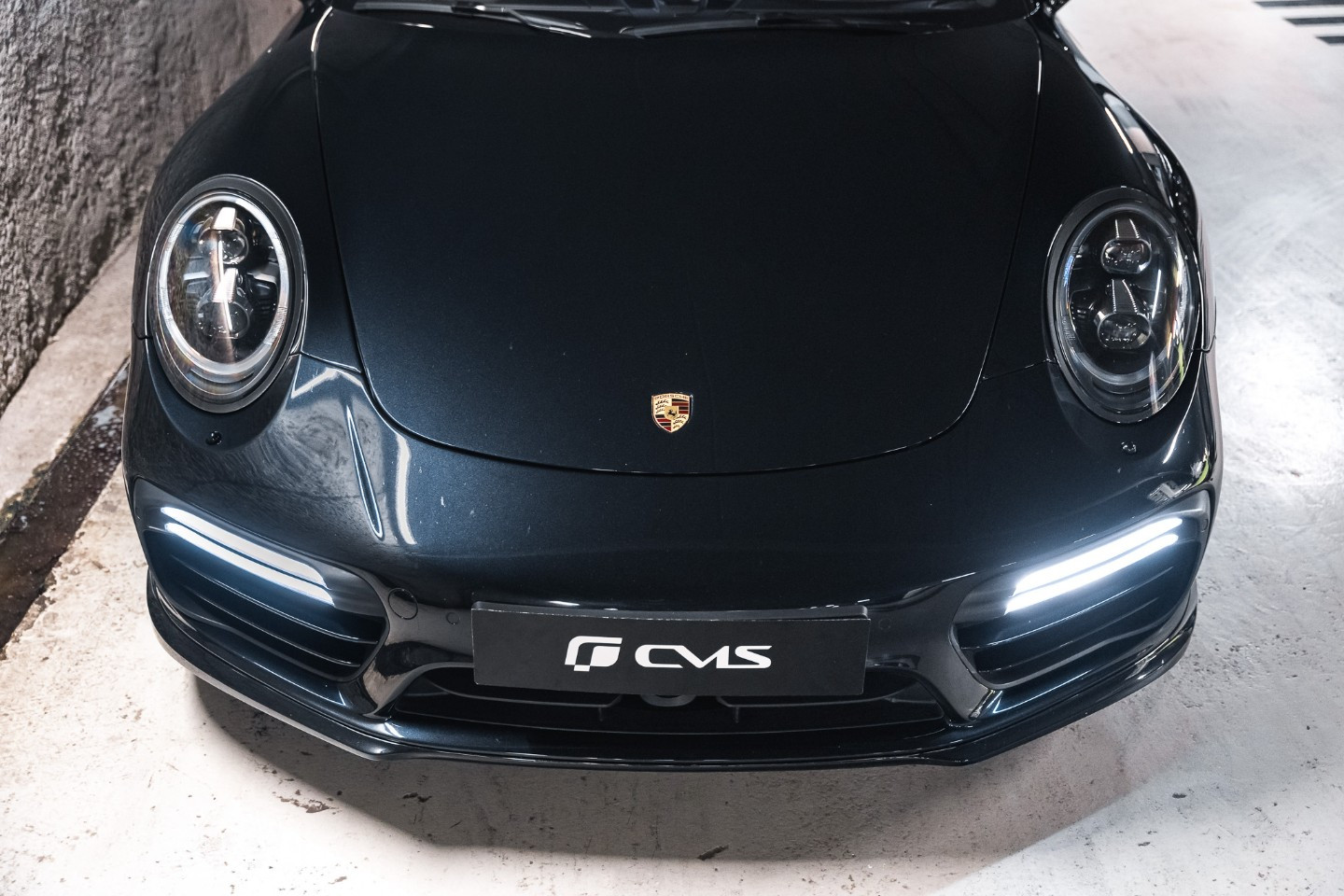 
                                                Voiture
                                                 Porsche 911 (991.2) Turbo S 3.8 580